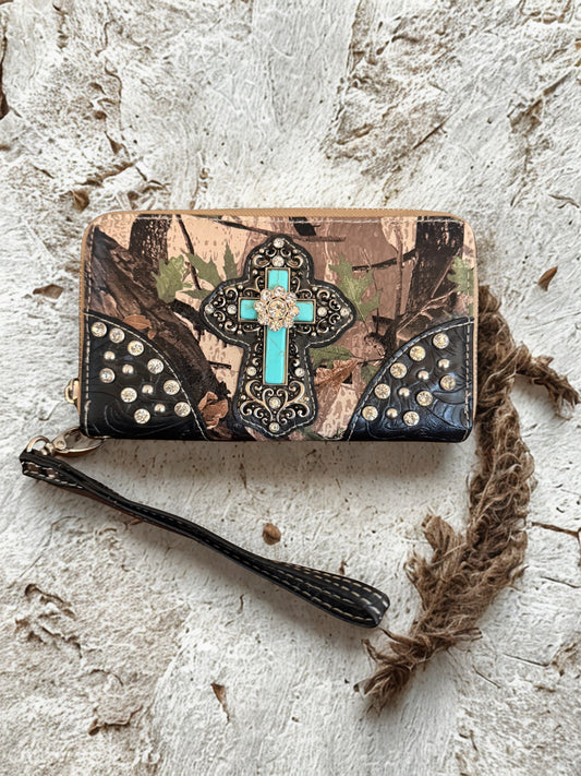 Montana West  Camo wristlet Wallet with side zipper